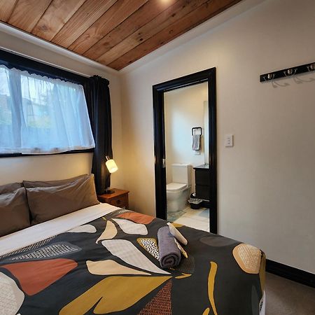 A Stone'S Throw From Town Tiny Home ダニーデン エクステリア 写真