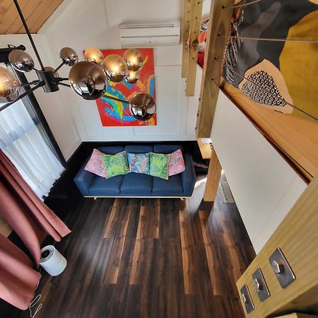 A Stone'S Throw From Town Tiny Home ダニーデン エクステリア 写真